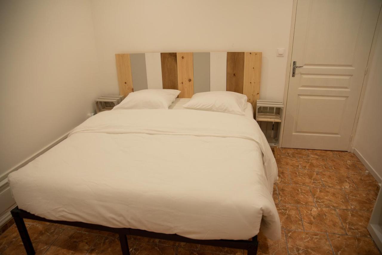 Ferienwohnung Dg Location Saint-Quentin  Exterior foto