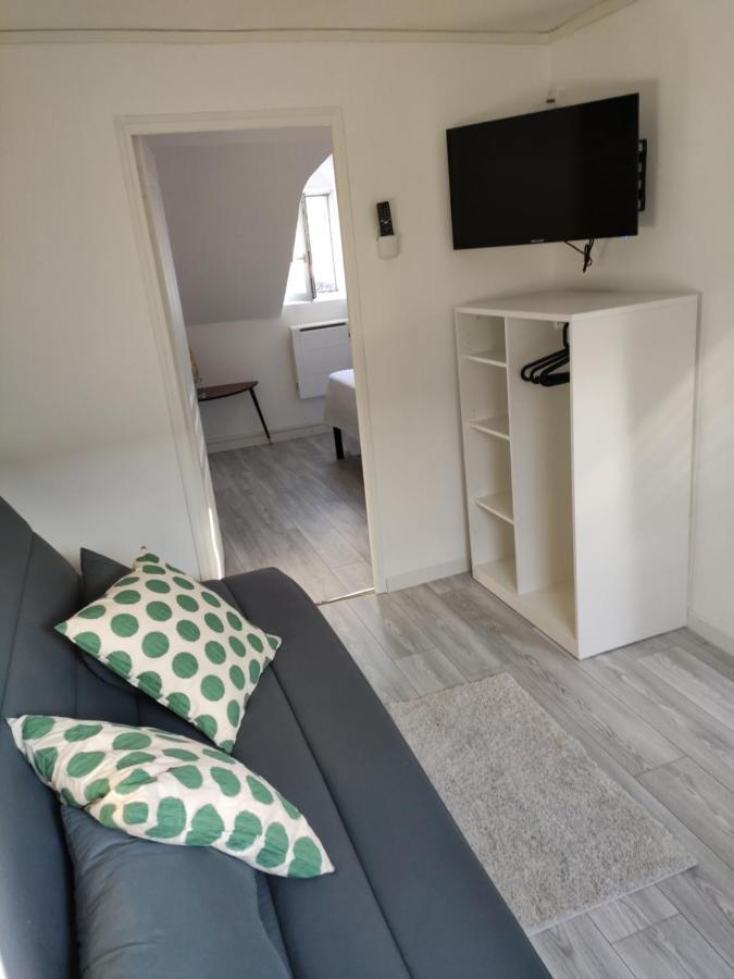Ferienwohnung Dg Location Saint-Quentin  Exterior foto