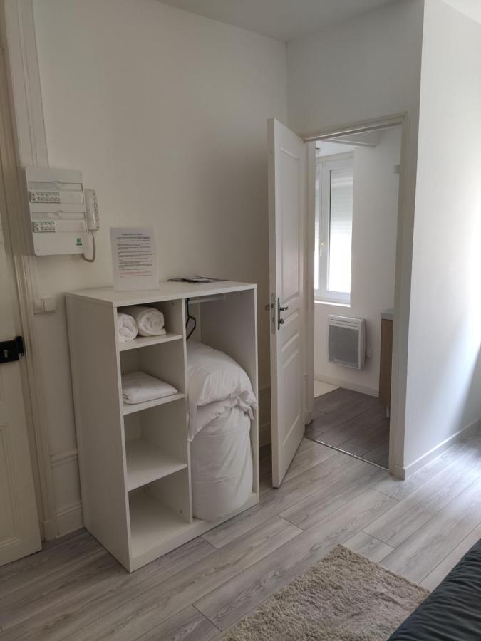 Ferienwohnung Dg Location Saint-Quentin  Exterior foto