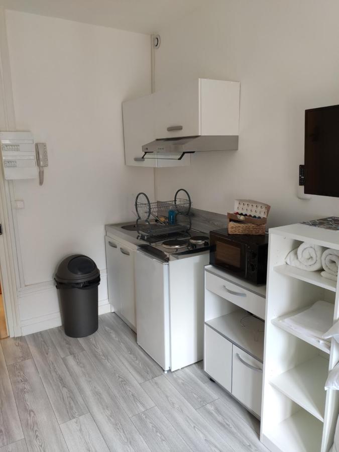 Ferienwohnung Dg Location Saint-Quentin  Exterior foto